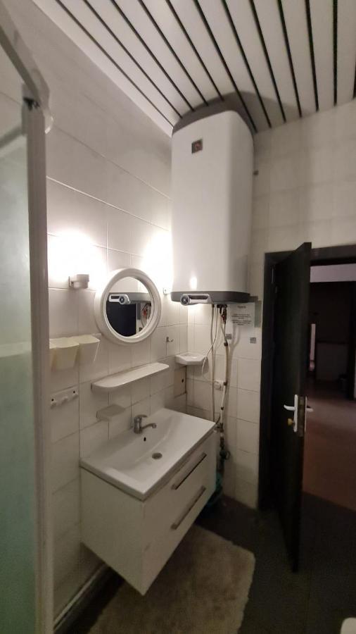 Pacific Hostel Вилнюс Екстериор снимка